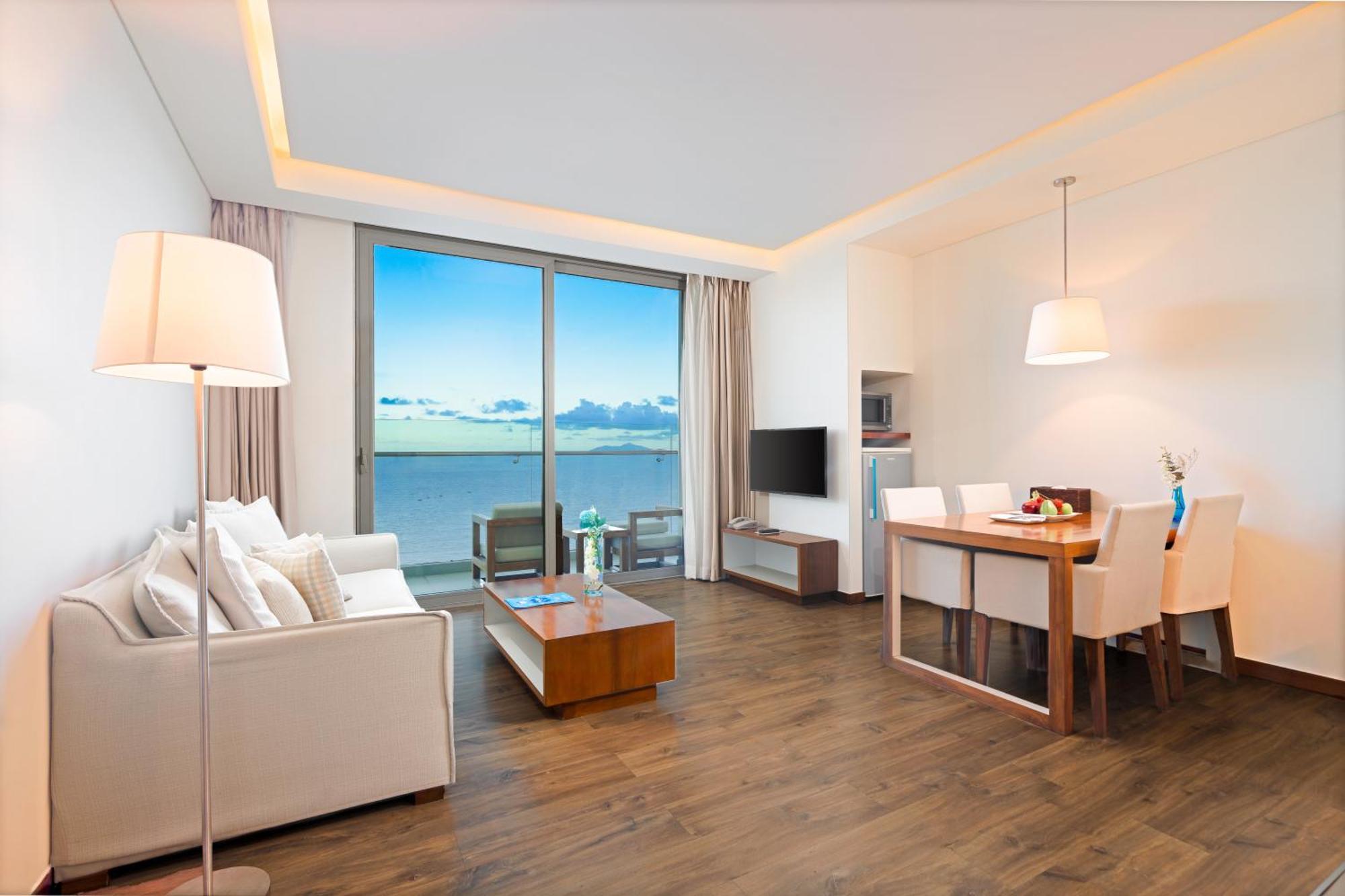 A La Carte Da Nang Beach Экстерьер фото