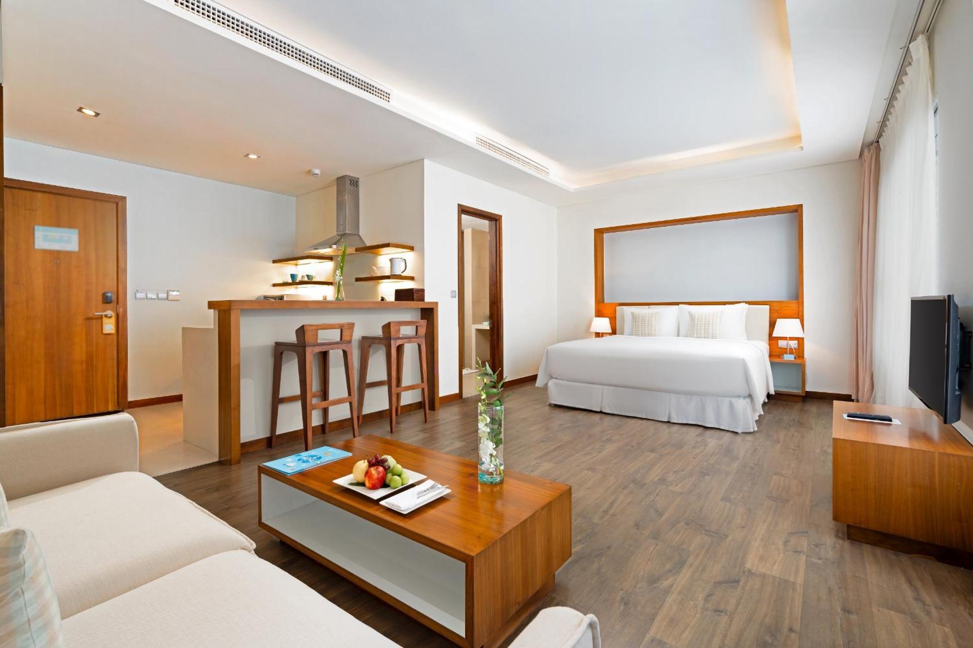 A La Carte Da Nang Beach Экстерьер фото