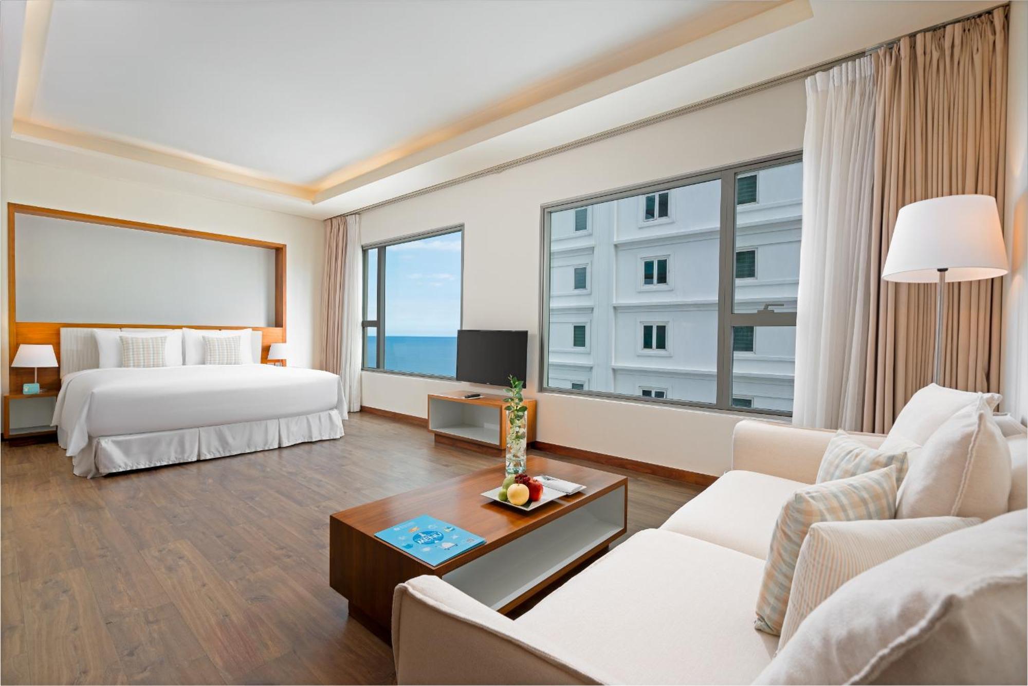 A La Carte Da Nang Beach Экстерьер фото