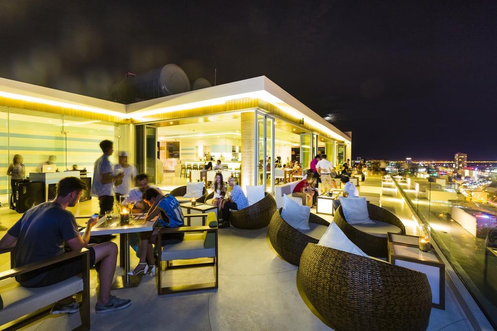 A La Carte Da Nang Beach Экстерьер фото